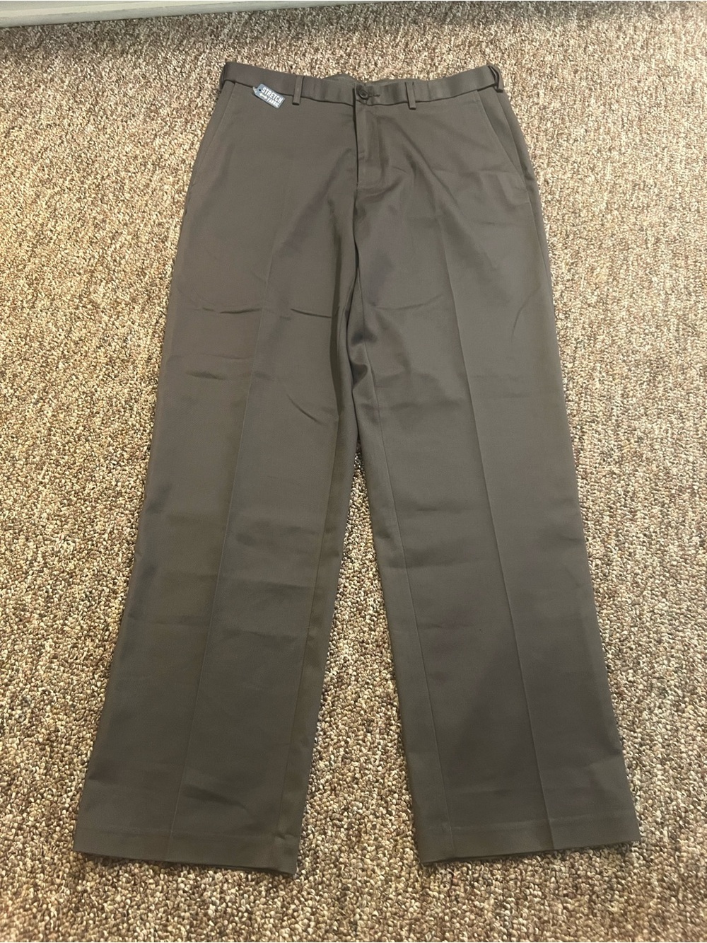 Haggar Men’s Classic Fit Premium No Iron Khaki Business Casual 34x32 Pants New